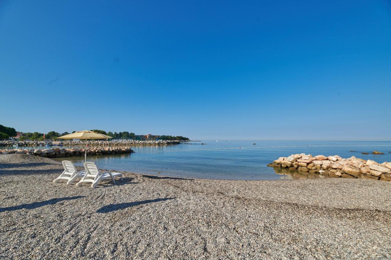 Camping Stella Maris Mobile Homes Umag Buitenkant foto